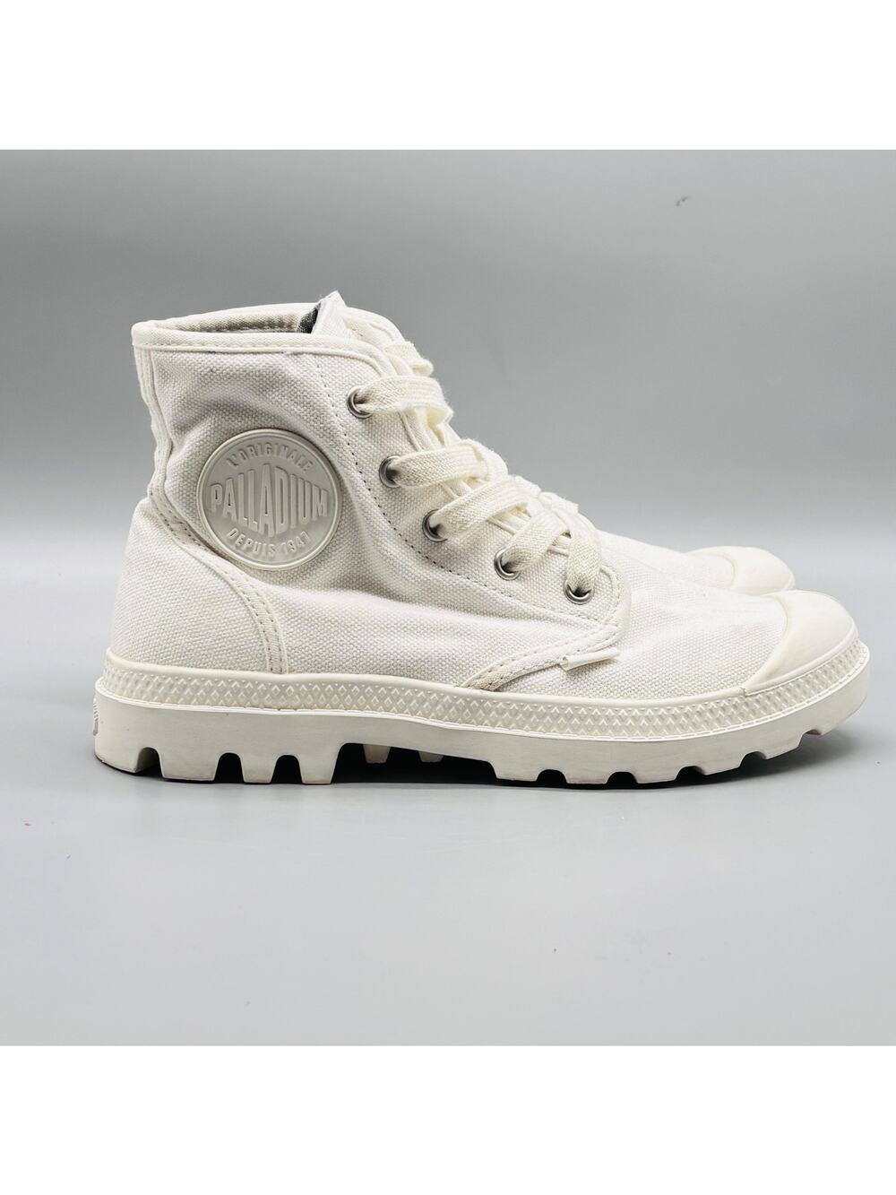 Palladium Boots Womens 6 White Canvas Pampa Hi Sneaker Ankle Lace Up Lug Sole